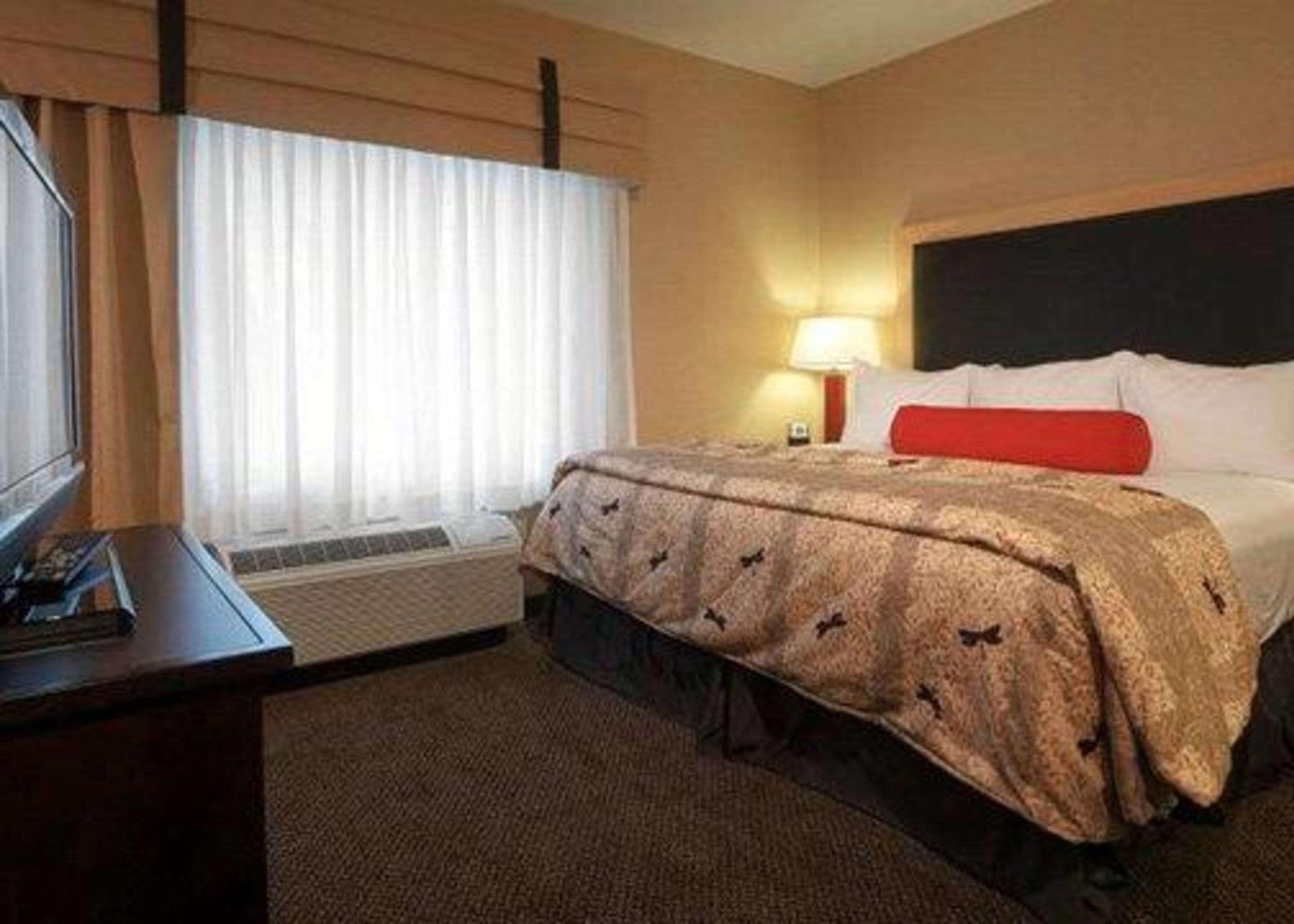 Cambria Hotel Columbus - Polaris Bagian luar foto