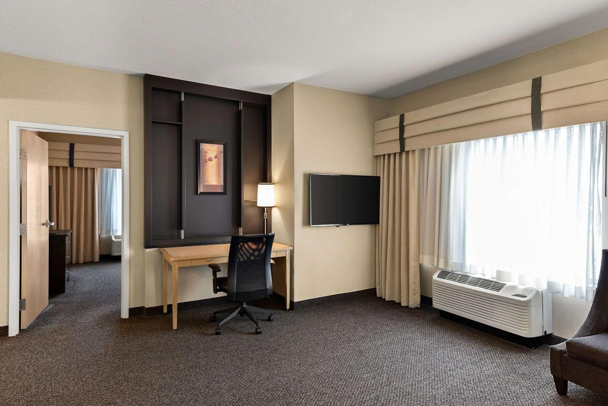Cambria Hotel Columbus - Polaris Bagian luar foto