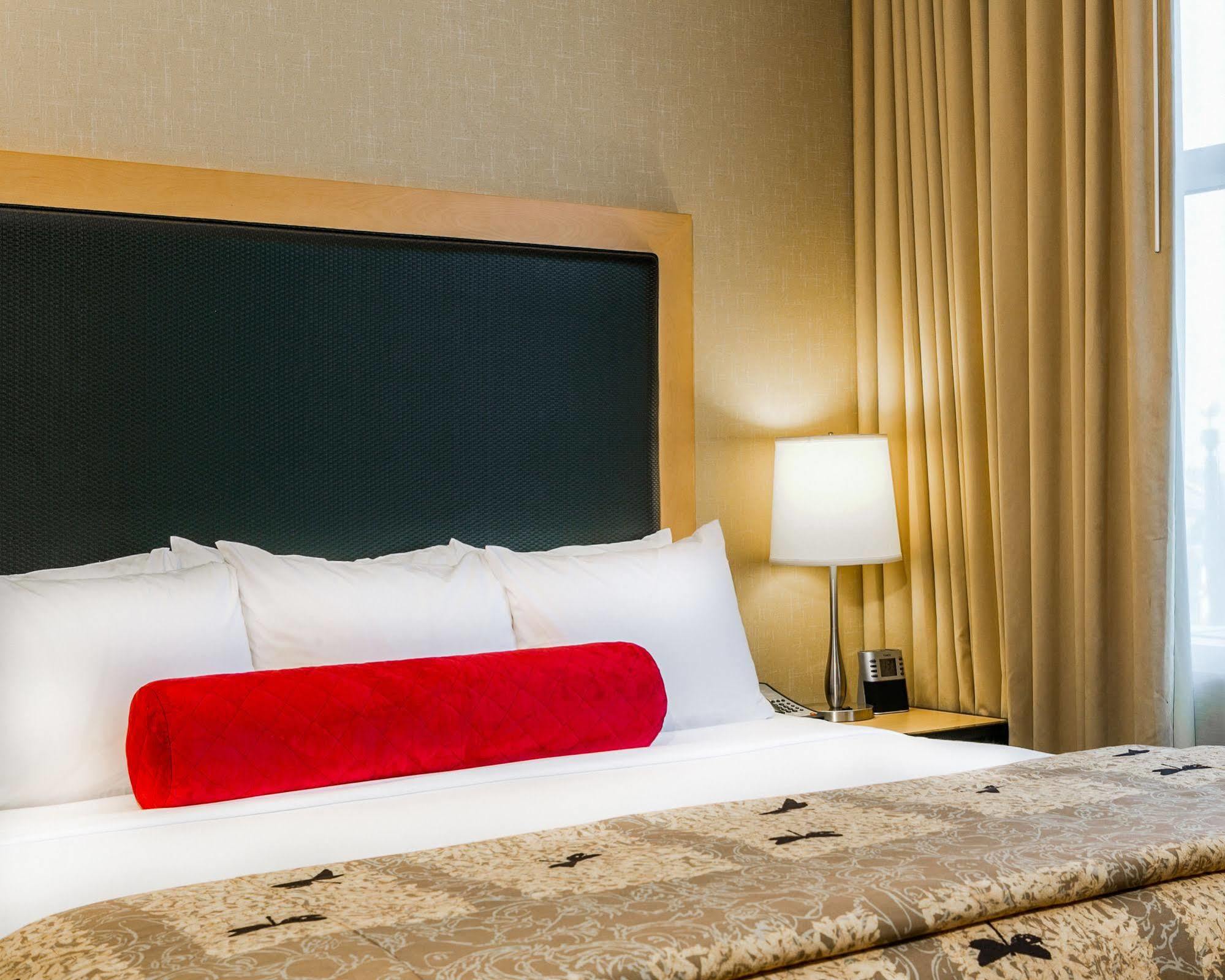 Cambria Hotel Columbus - Polaris Bagian luar foto