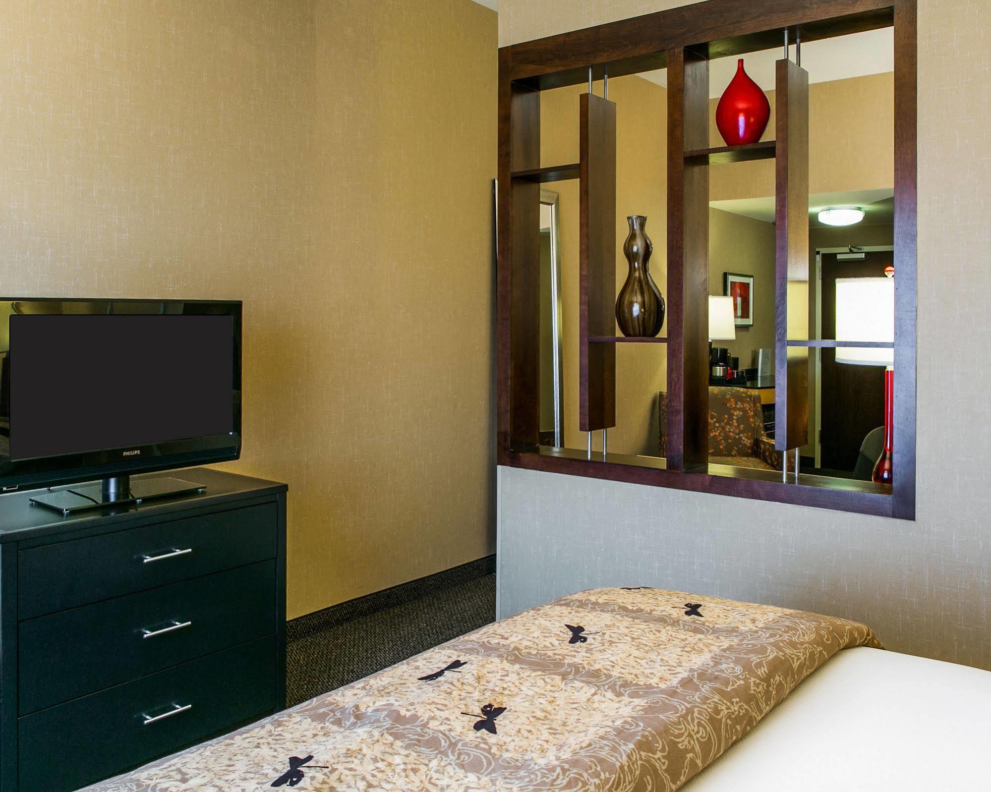 Cambria Hotel Columbus - Polaris Bagian luar foto